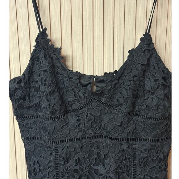 Boohoo Plus Premium Crochet Lace Strappy Midi Dress Women’s Size 18 - Picture 5 of 16